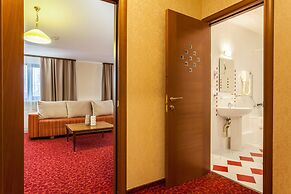 Sosnovy Bor Park-Hotel