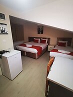 Ador Troia Hotel
