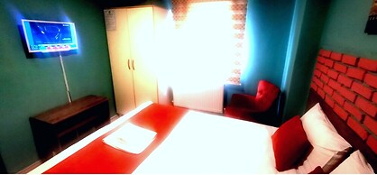 Ador Troia Hotel