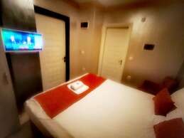 Ador Troia Hotel
