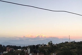 Shrestha Hotel