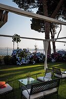 Hotel Holiday