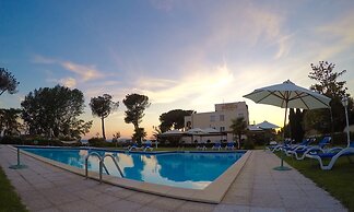 Hotel Holiday