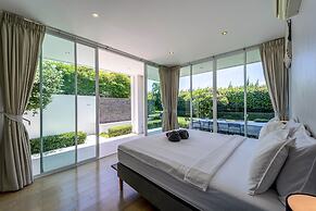 Phu Montra Villa with Ocean View A4