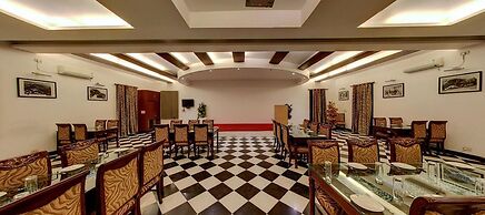 Hotel Shilton by Royal Collection