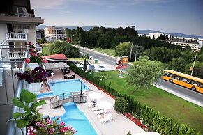 Hotel Zaara