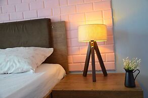Retro Suites