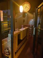 Retro Suites