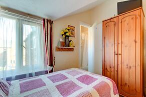 Dolphin Guesthouse