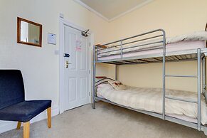 Dolphin Guesthouse