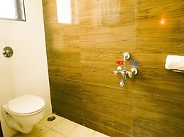 OYO 4437 Hotel Sai Sakha