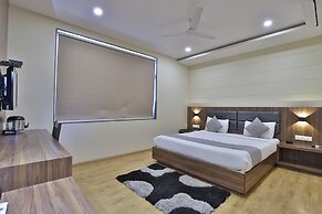 Hotel Limra Vadodara