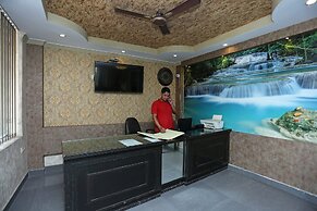 OYO 10592 Hotel Ganga Palace
