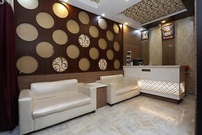 OYO 10969 Hotel US Residency