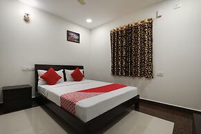 OYO 10595 Hotel Mirras