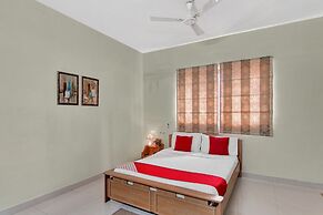 OYO 20008 SilverKey Madhapur