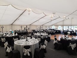 The Royal Arms (room only)