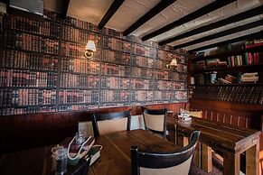 The Royal Arms (room only)