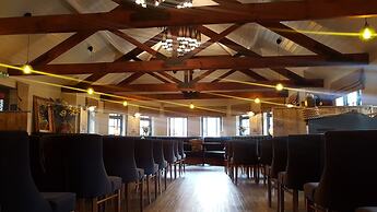 The Royal Arms (room only)