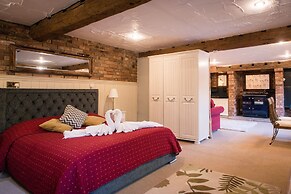 The Royal Arms (room only)