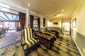 The Lion Hotel