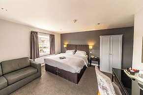 The Lion Hotel