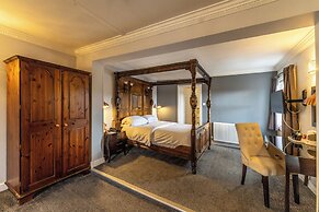 The Lion Hotel