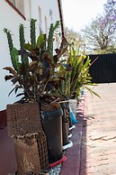 Mpofu Guest House