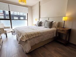 Urbana Suites & Studios 440