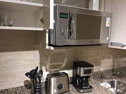 Urbana Suites & Studios 440