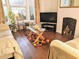 Highbury House Apartment