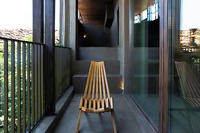 Life Gallery Hotel
