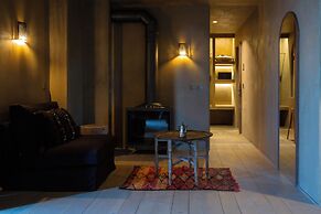 Life Gallery Hotel