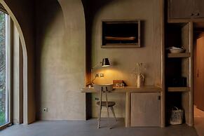 Life Gallery Hotel