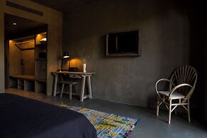 Life Gallery Hotel
