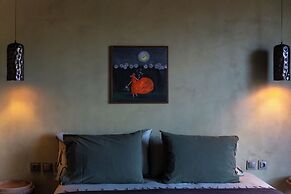 Life Gallery Hotel