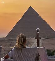 Panorama Pyramids Inn