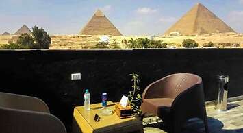 Panorama Pyramids Inn