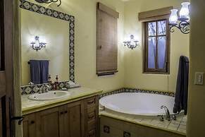 FN118-Loreto Bay-Artistic Cozy Villa