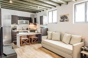 Tinos Pegion House