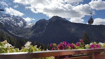 Hotel La Roccia