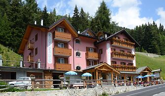 Hotel La Roccia