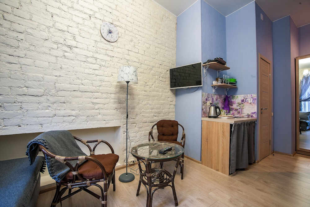 History Apartments