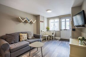 Trinity Mews