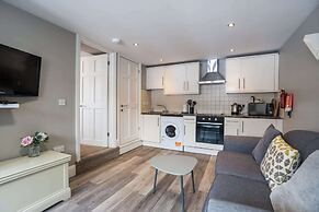 Trinity Mews