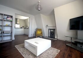 1 Elliot Terrace