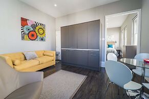 1 Elliot Terrace