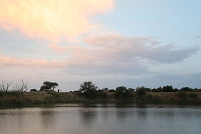Monate Game Lodge