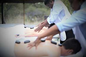 Monate Game Lodge