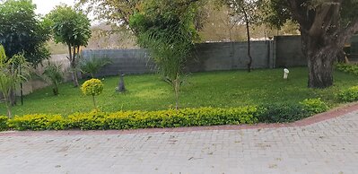 Maun Executive Inn